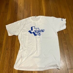 Dallas Mavs T-Shirt SGA Size XL.